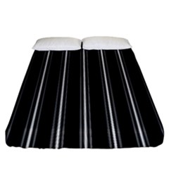 Black And White Lines Fitted Sheet (king Size)