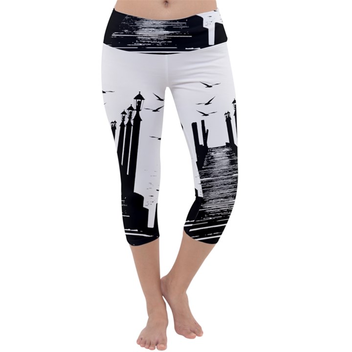 The Pier The Seagulls Sea Graphics Capri Yoga Leggings