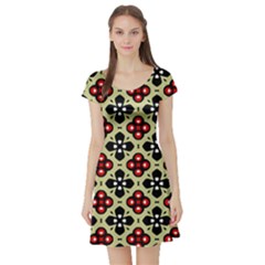 Seamless Tileable Pattern Design Short Sleeve Skater Dress by Nexatart