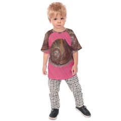 Snail Pink Background Kids  Raglan Tee