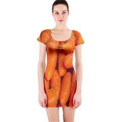 Carrots Vegetables Market Short Sleeve Bodycon Dress by Nexatart