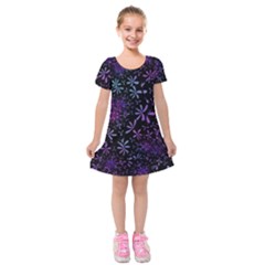 Retro Flower Pattern Design Batik Kids  Short Sleeve Velvet Dress