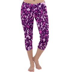 Chic Camouflage Colorful Background Capri Yoga Leggings