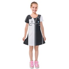 Texture Cats Black White Kids  Short Sleeve Velvet Dress by Simbadda