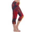 Surface Line Pattern Red Capri Yoga Leggings View3