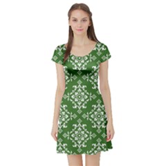 St Patrick S Day Damask Vintage Green Background Pattern Short Sleeve Skater Dress by Simbadda