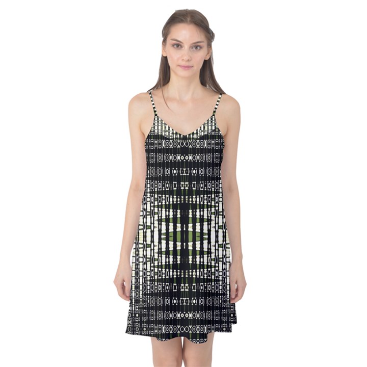 Interwoven Grid Pattern In Green Camis Nightgown