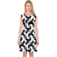 Birds Flock Together Capsleeve Midi Dress by Simbadda