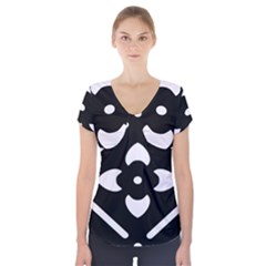 Pattern Background Short Sleeve Front Detail Top by Simbadda