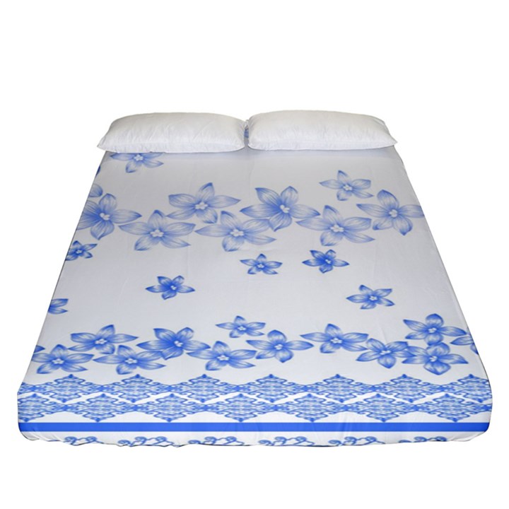 Blue And White Floral Background Fitted Sheet (King Size)