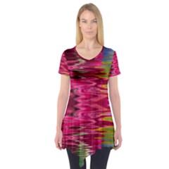 Abstract Pink Colorful Water Background Short Sleeve Tunic  by Amaryn4rt