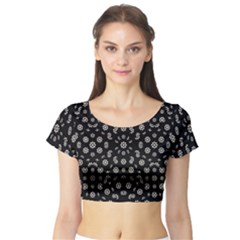 Dark Ditsy Floral Pattern Short Sleeve Crop Top (tight Fit)