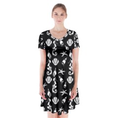 Seahorse Pattern Short Sleeve V-neck Flare Dress by Valentinaart