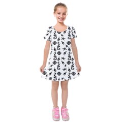 Seahorse Pattern Kids  Short Sleeve Velvet Dress by Valentinaart