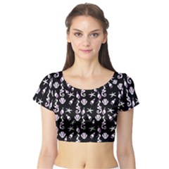 Seahorse Pattern Short Sleeve Crop Top (tight Fit) by Valentinaart