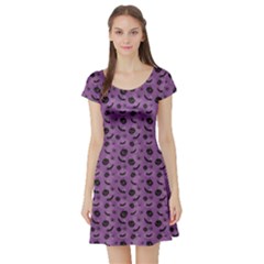 Purple Halloween Pumpkins Bats And Spiders Grungy Short Sleeve Skater Dress by CoolDesigns