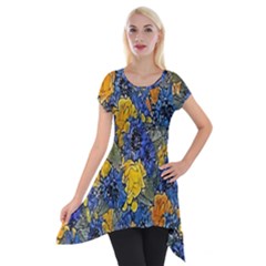 Floral Pattern Background Short Sleeve Side Drop Tunic by Simbadda