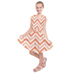 Zig Zags Pattern Kids  Short Sleeve Dress by Valentinaart