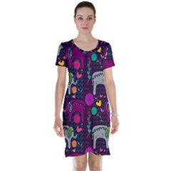 Colorful Elephants Love Background Short Sleeve Nightdress