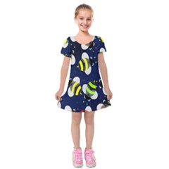 Bees Cartoon Bee Pattern Kids  Short Sleeve Velvet Dress by Nexatart