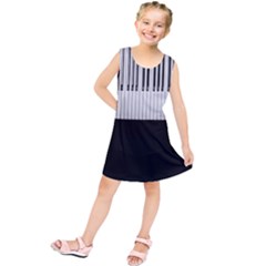 Piano Keys On The Black Background Kids  Tunic Dress