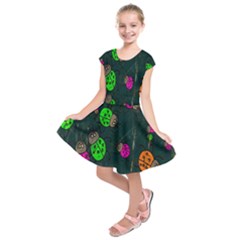 Cartoon Grunge Beetle Wallpaper Background Kids  Short Sleeve Dress