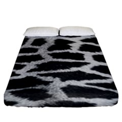 Black And White Giraffe Skin Pattern Fitted Sheet (king Size) by Nexatart