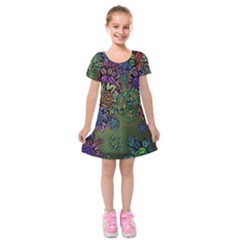 Grunge Rose Background Pattern Kids  Short Sleeve Velvet Dress