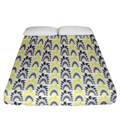 Tricolored Geometric Pattern Fitted Sheet (california King Size) by linceazul