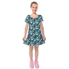 Skulls Pattern  Kids  Short Sleeve Velvet Dress by Valentinaart