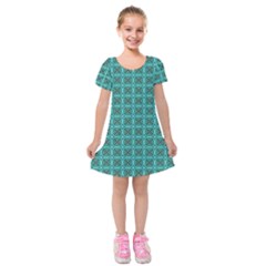 Turquoise Damask Pattern Kids  Short Sleeve Velvet Dress by linceazul