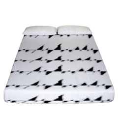 Black And White Wavy Stripes Pattern Fitted Sheet (king Size) by dflcprints