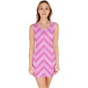 Zigzag  pattern Sleeveless Bodycon Dress View1