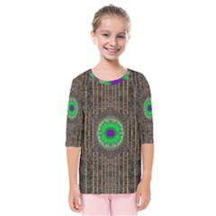 In The Stars And Pearls Is A Flower Kids  Quarter Sleeve Raglan Tee