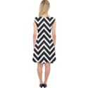 Zigzag pattern Capsleeve Midi Dress View2