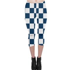 Pattern Capri Leggings  by Valentinaart