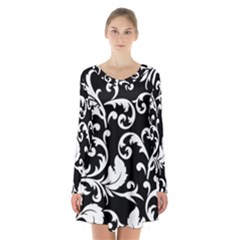 Black And White Floral Patterns Long Sleeve Velvet V-neck Dress by Nexatart