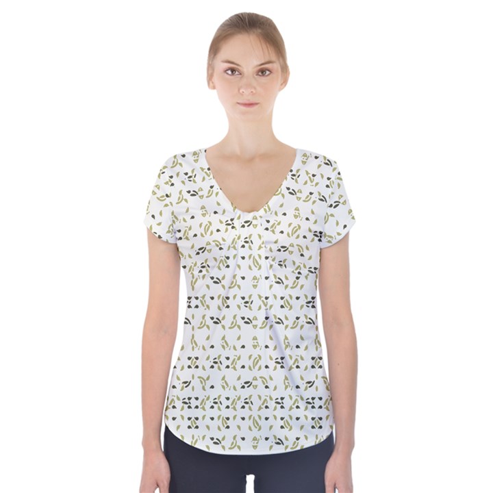 Abstract Shapes Pattern Short Sleeve Front Detail Top