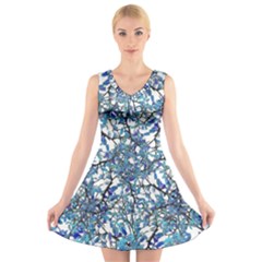 Modern Nouveau Pattern V-neck Sleeveless Skater Dress