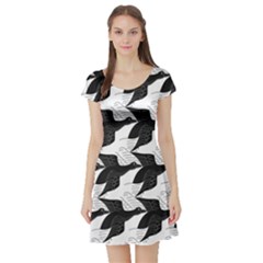 Swan Black Animals Fly Short Sleeve Skater Dress by Mariart