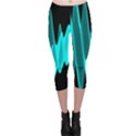 Wave Pattern Vector Design Capri Leggings  View1