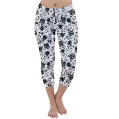 Floral Pattern Capri Winter Leggings  by ValentinaDesign