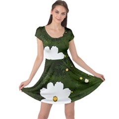 Daisies In Green Cap Sleeve Dresses by DeneWestUK