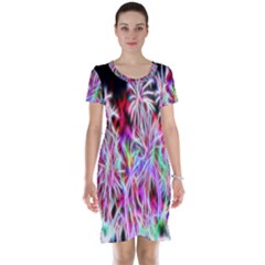 Fractal Fireworks Display Pattern Short Sleeve Nightdress by Nexatart