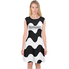 Lokki Cotton White Black Waves Capsleeve Midi Dress by Mariart