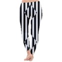 Optical Illusion Inverted Diamonds Classic Winter Leggings View4