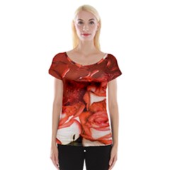 Nice Rose With Water Cap Sleeve Tops by BangZart