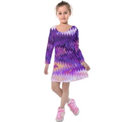 Purple And Yellow Zig Zag Kids  Long Sleeve Velvet Dress by BangZart