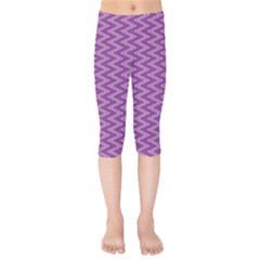 Zig Zag Background Purple Kids  Capri Leggings 