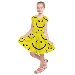 Digitally Created Yellow Happy Smile  Face Wallpaper Kids  Short Sleeve Dress by BangZart